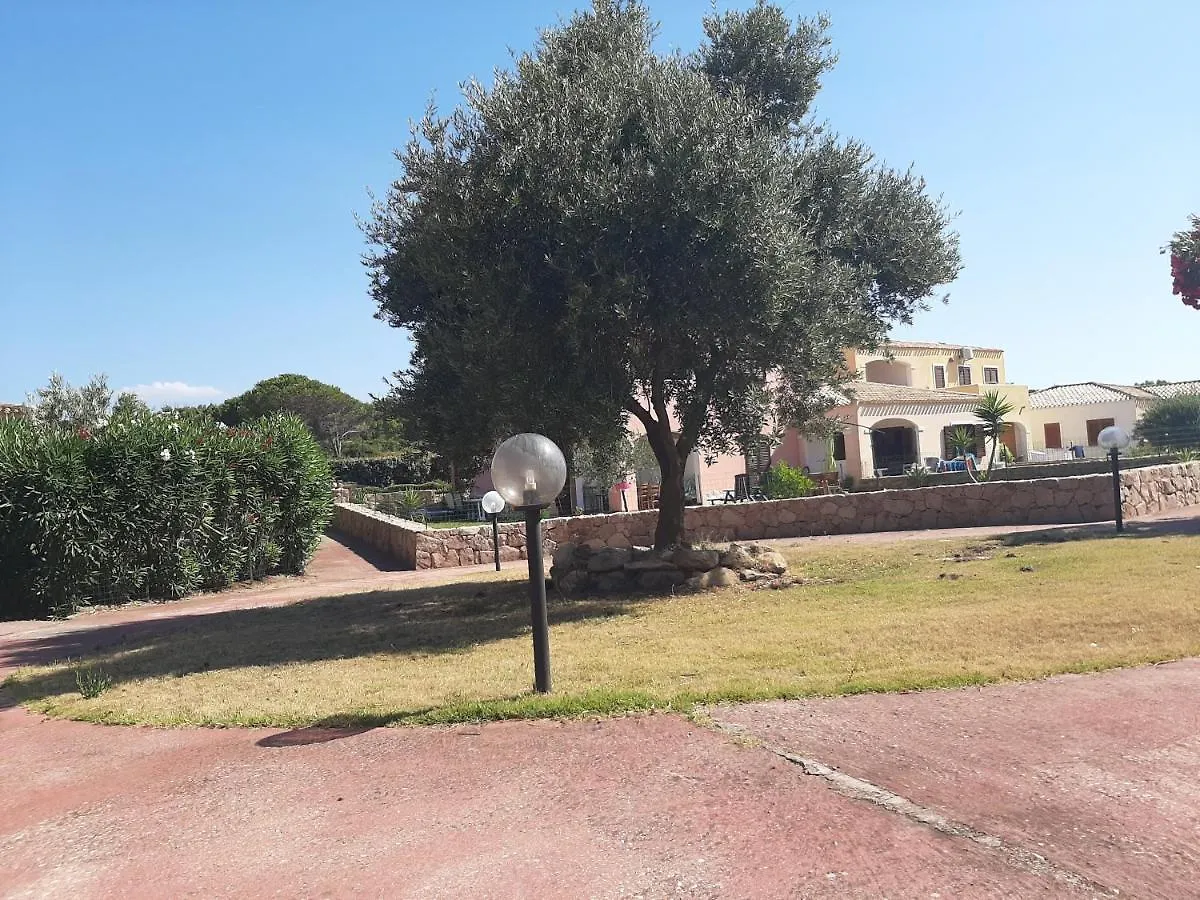 Appartamento Residence Mirice Vignola mare Aglientu casa Giorgia 0*,  Italia